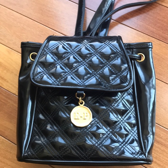Evan Picone Handbags - VINTAGE Evan Picone backpack purse👜